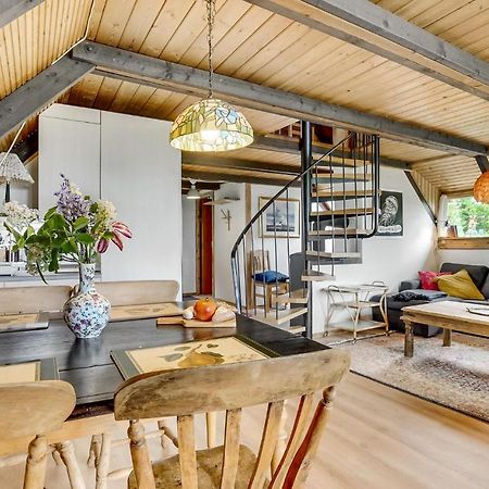 Amazing Home In Logstrup With Kitchen 外观 照片